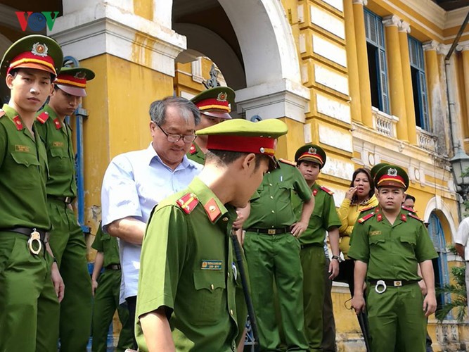 Anh ngay dau phuc tham dai an Pham Cong Danh va dong pham-Hinh-8