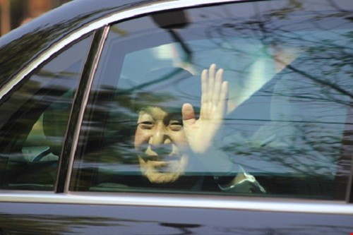 Nhat Hoang Akihito chao tam biet Co do Hue-Hinh-5
