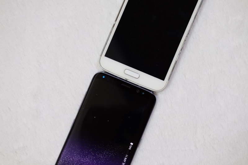Galaxy S8 nhin the nao khi dat canh cac smartphone khac?-Hinh-9