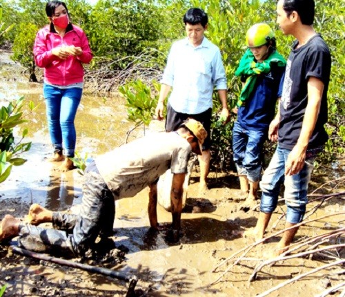 Nhoc nhan nghe bat cua dong giua troi nang-Hinh-8