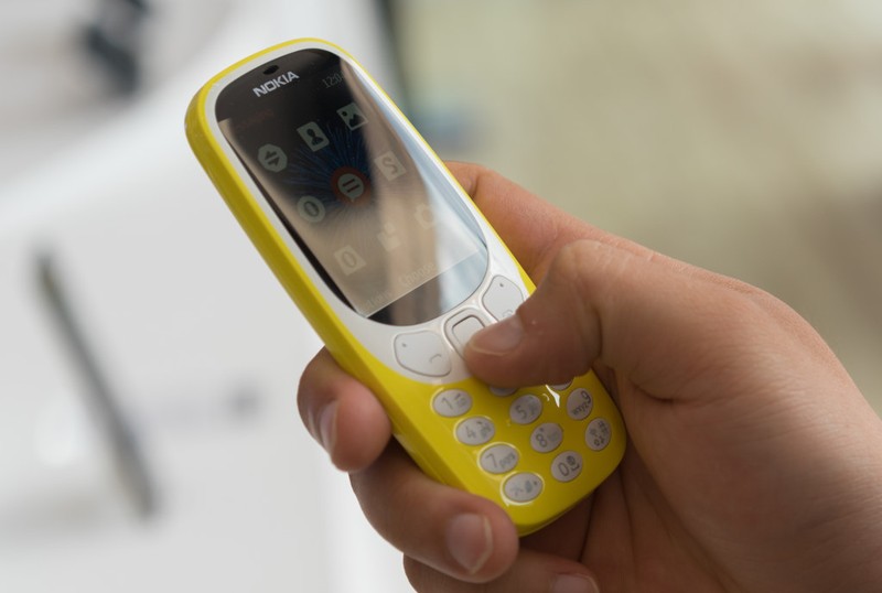 Mo hop Nokia 3310 gia hon mot trieu dong vua ban o Viet Nam-Hinh-7