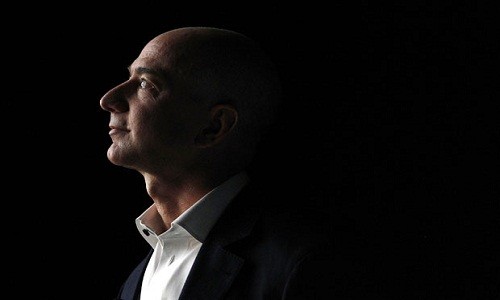 Jeff Bezos – “ga doanh nhan thong minh nhat the gioi”