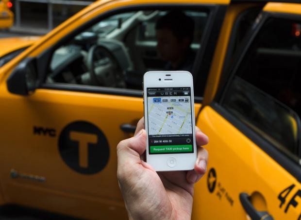 Taxi, xe om truyen thong chao dao the nao tu khi co Uber, Grab?