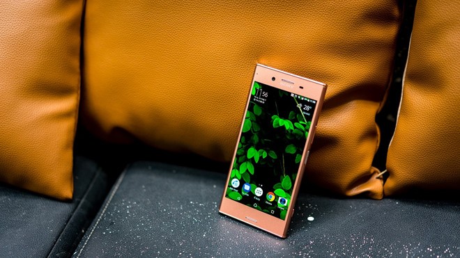 Can canh Xperia XZ Premium phien ban mau hong-Hinh-7