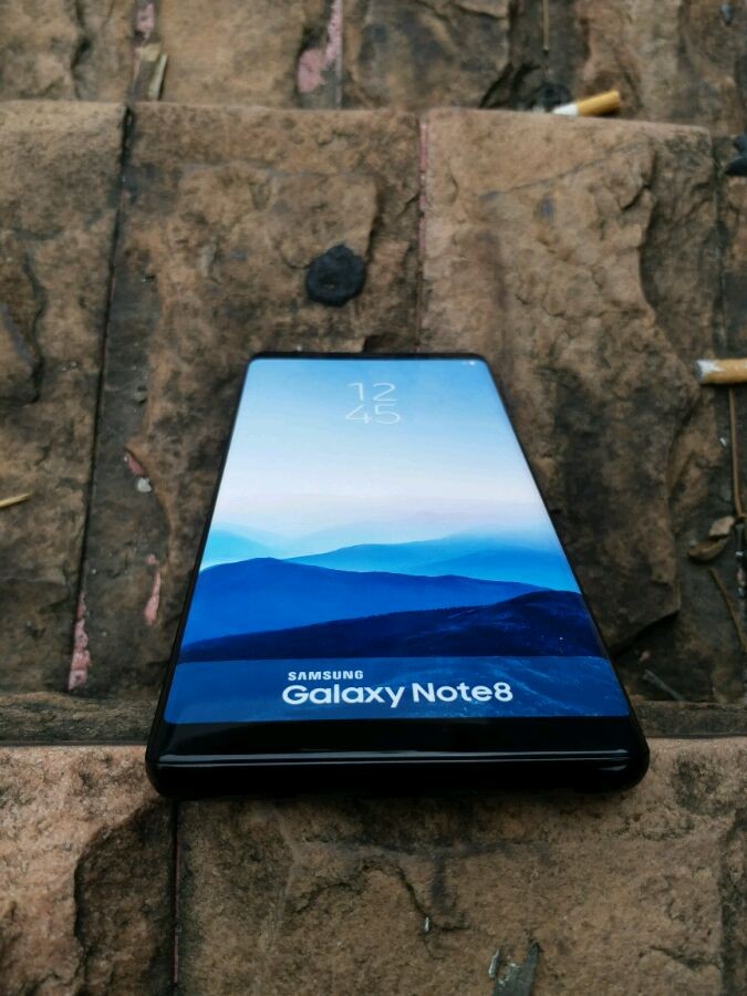 Galaxy Note 8 lo anh thuc te truoc them ra mat