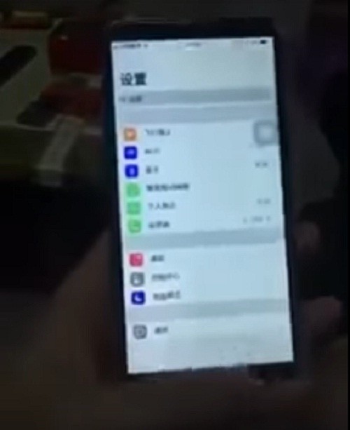Chua ra mat, sieu pham iPhone 8 da co hang nhai-Hinh-3