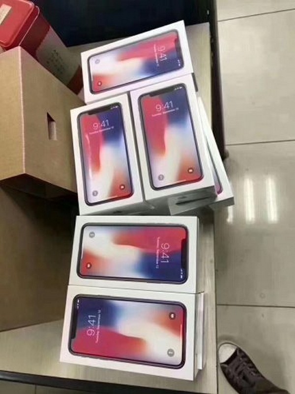 Xuat hien hinh anh iPhone X dap hop truoc ngay len ke-Hinh-3