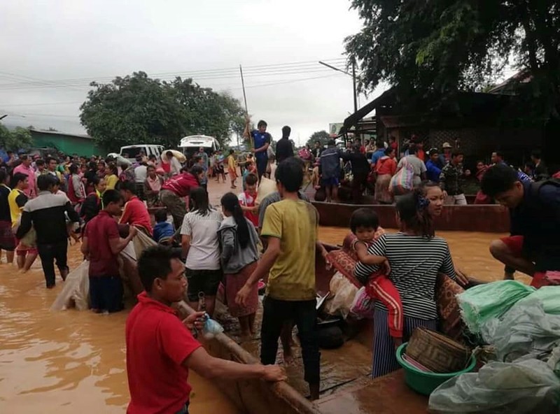 Bau Duc co nong truong gi gan dap thuy dien bi vo?