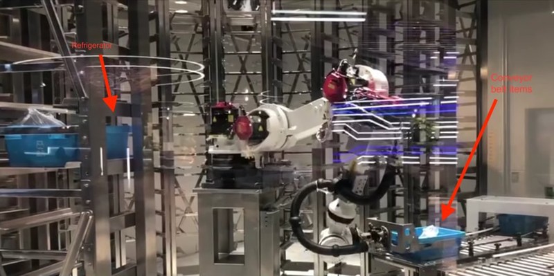 Ben trong nha hang tu dong, robot phuc vu cua Alibaba-Hinh-4