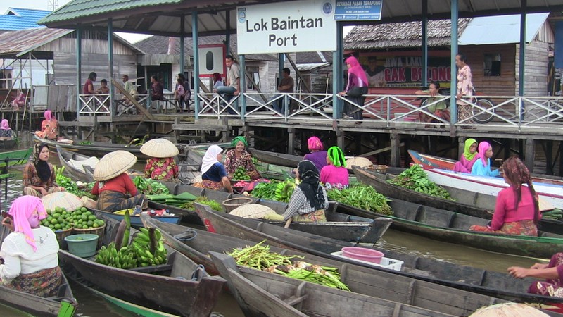 Sang Indonesia xem Viet Nam da ban ket, nhat dinh phai den khu cho nay-Hinh-4