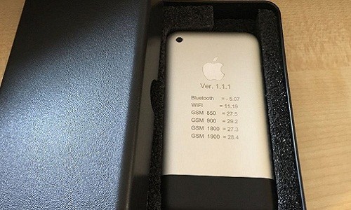Xuat hien nguyen mau iPhone cuc hiem tren eBay