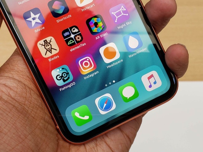 Man nhan voi phien ban iPhone XR re nhat vua ra mat-Hinh-4