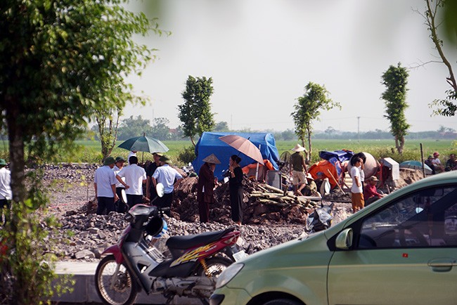 Gap rut chuan bi cho Le Quoc tang Chu tich nuoc o que nha Ninh Binh-Hinh-6