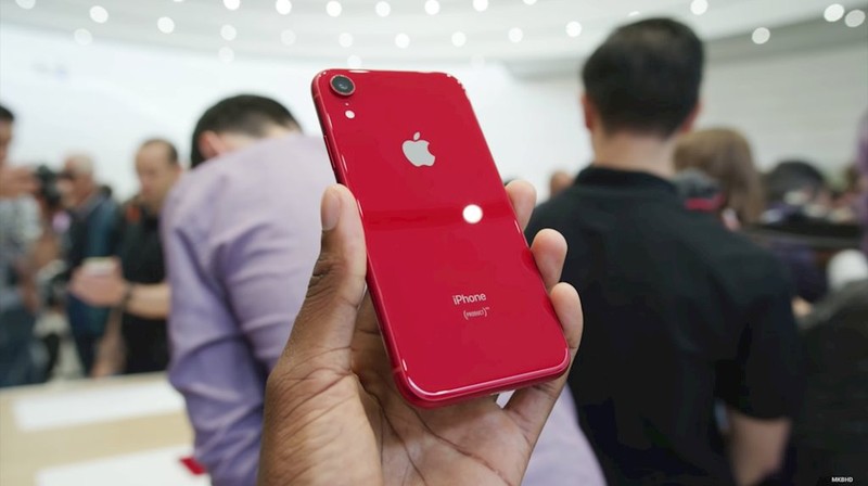 Anh can canh 6 mau sac khac nhau cua iPhone XR-Hinh-20