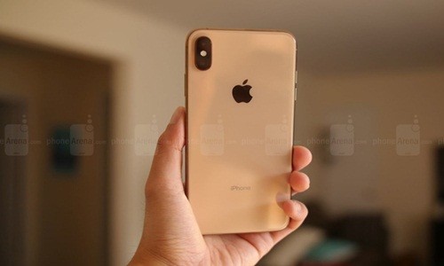 Dap hop iPhone Xs Max ban mau vang cuc dep-Hinh-3