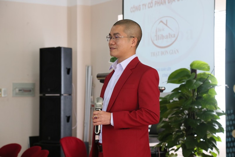 CEO Nguyen Thai Luyen - “ong trum” dia oc Alibaba tai tieng la ai?