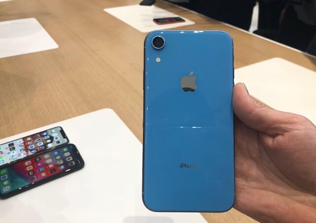 iPhone XR giam gia manh van khong dat hang bang iPhone 8