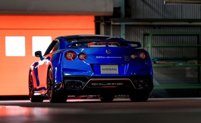 Nissan GT-R 2020 co them 2 ban dac biet, chu trong tang hieu nang-Hinh-7