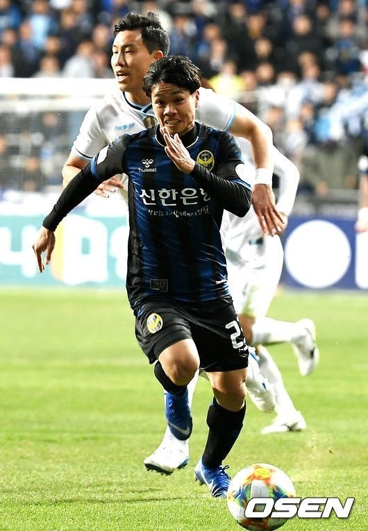 Cong Phuong mat cho Incheon United: Thay che, dong doi quay lung...