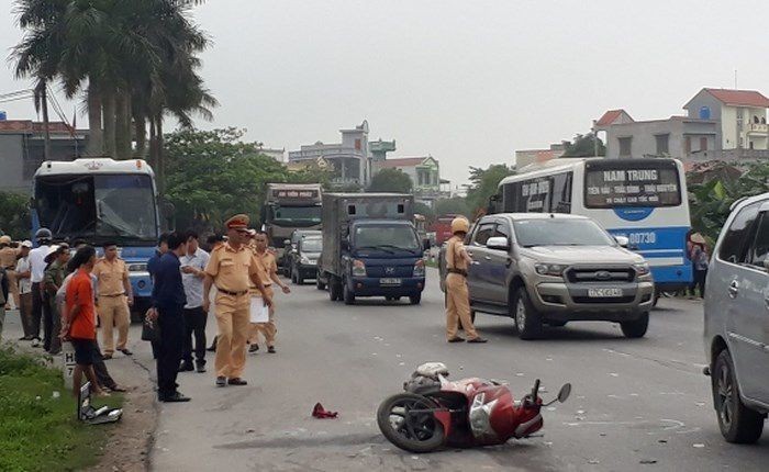 Ca nuoc co 80 nguoi chet vi tai nan giao thong trong 4 ngay nghi le