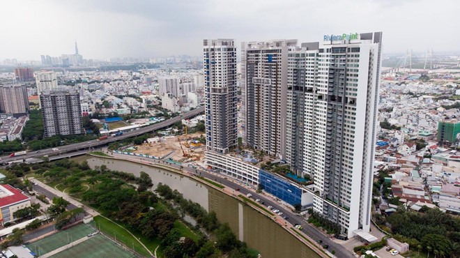 Gia can ho Sai Gon va Ha Noi da tang bao nhieu trong 5 nam qua?