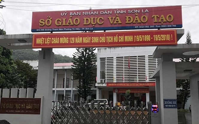 Lanh dao So Giao duc Son La khong bi truy cuu du nho nang diem