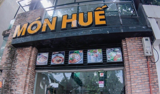 Chuoi cua hang Mon Hue sang dep tiem o TPHCM,  chieu dong cua o Ha Noi