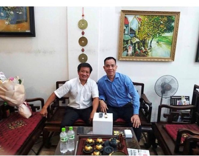 Doanh nhan Quang Ninh mua dong ho, dien thoai ong Doan Ngoc Hai khong mac ca la ai?