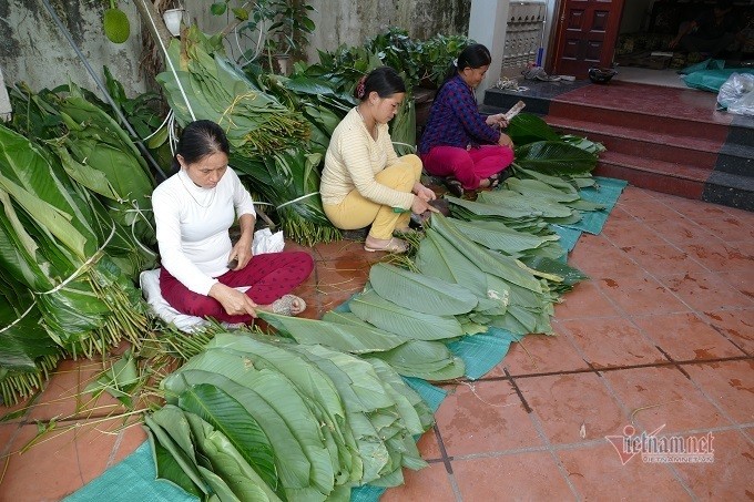 Lang san xuat banh chung Ha Noi tat bat ngay cuoi nam-Hinh-11