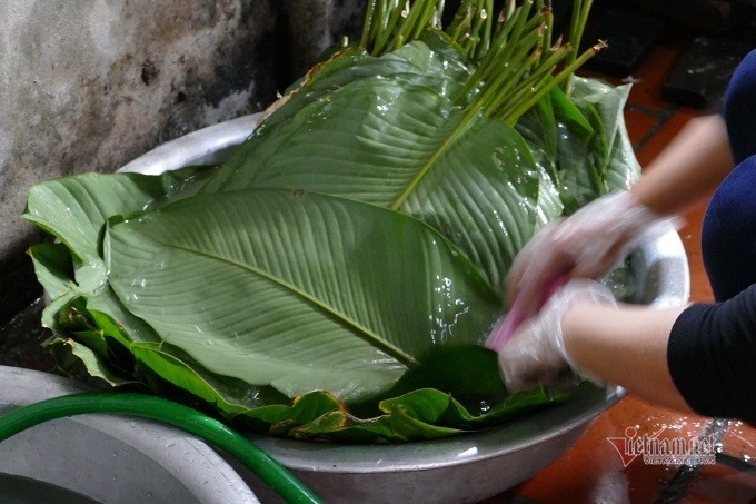 Lang san xuat banh chung Ha Noi tat bat ngay cuoi nam-Hinh-7