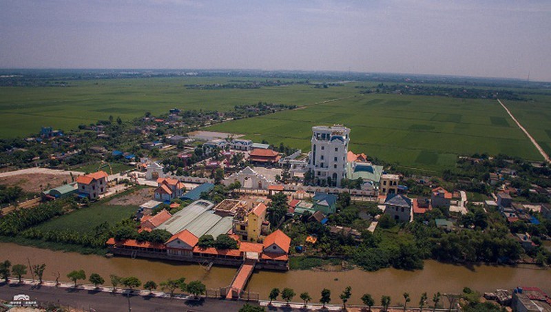 “Soi” biet phu khung cua dai gia 