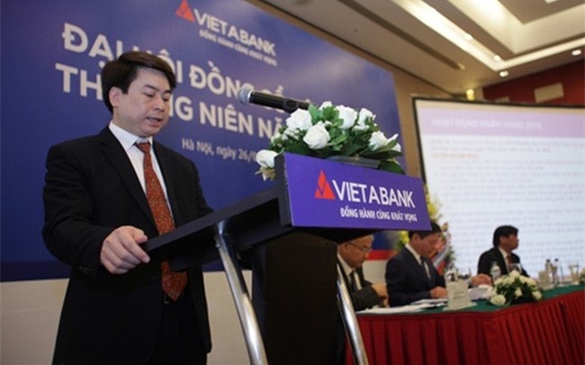 Ong Nguyen Van Hao “roi” HDQT VietABank