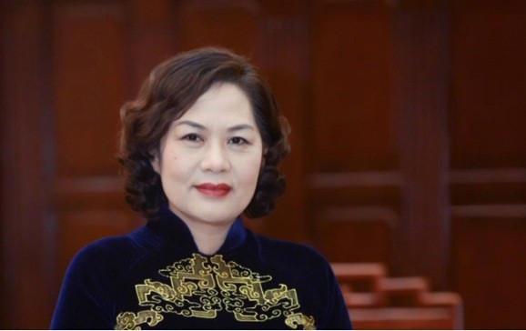 Chan dung ba Nguyen Thi Hong duoc gioi thieu lam Thong doc NHNN