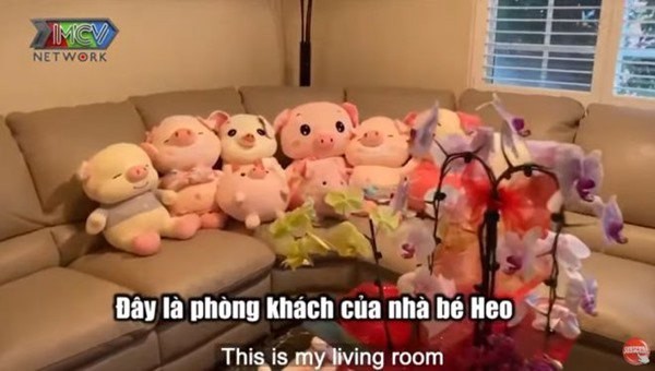 Ben trong can nha xinh xan cua co nghe si Chi Tai va vo o My-Hinh-6