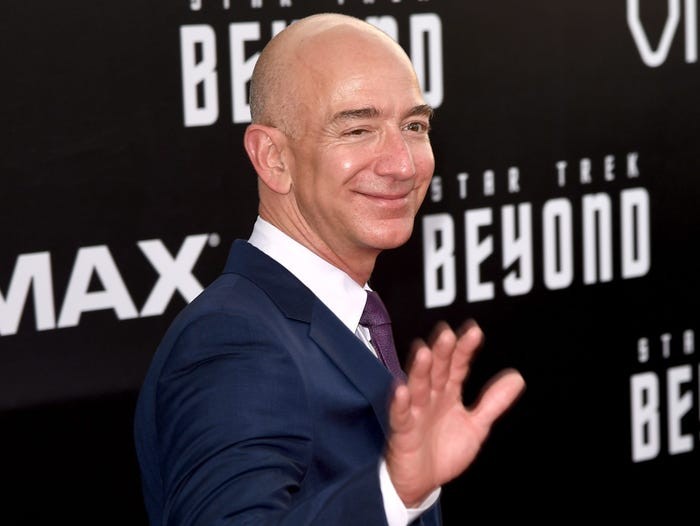 Truoc khi tu chuc CEO, Jeff Bezos xay dung de che Amazon the nao?-Hinh-13