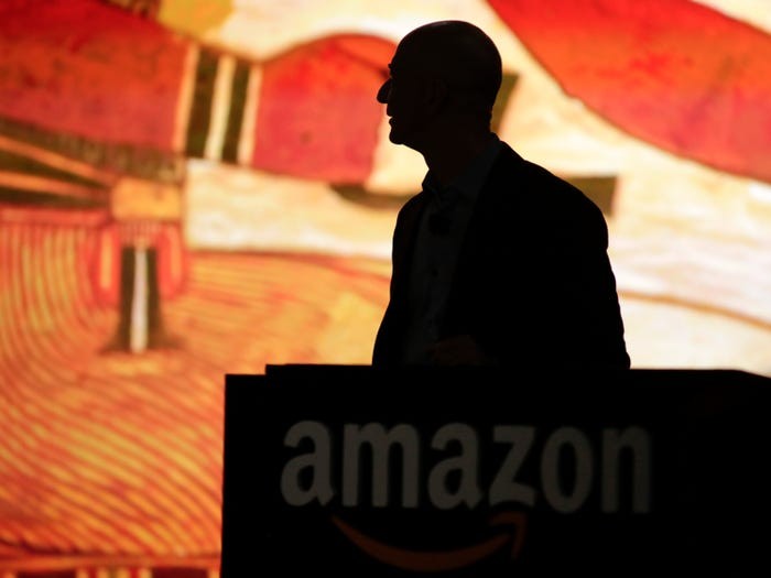 Truoc khi tu chuc CEO, Jeff Bezos xay dung de che Amazon the nao?-Hinh-6
