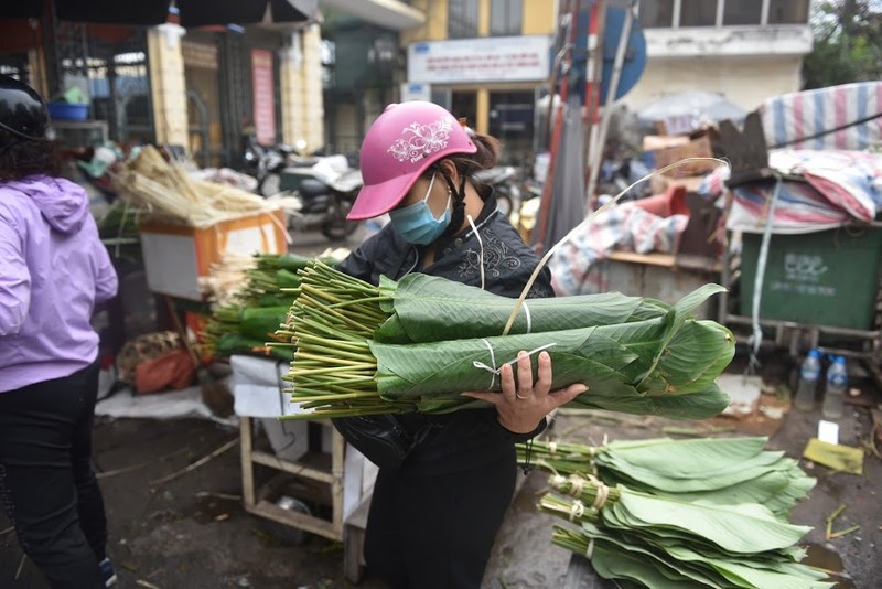 Cho la dong lau doi nhat Ha Noi vang khach ngay giap Tet-Hinh-4