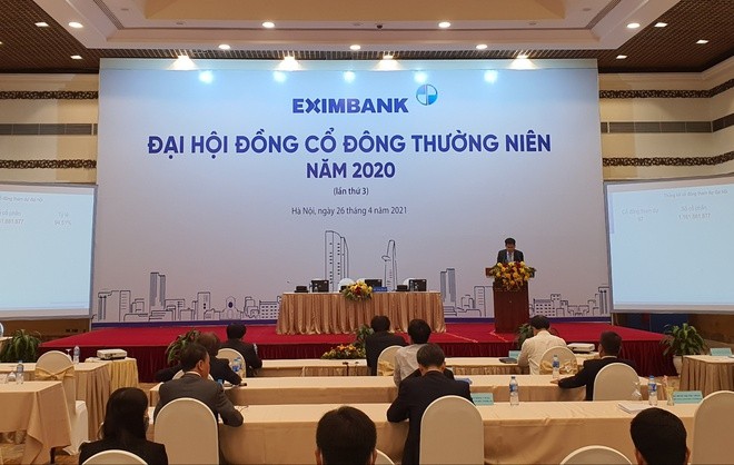 Song gio noi bo Eximbank: Dai hoi co dong bao lan bat thanh?