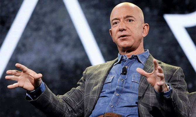 Nghi huu o tuoi 57, Jeff Bezos so huu tai san 