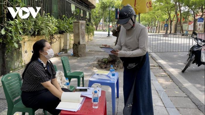 Luc luong chuc nang Ha Noi vat va truc chot giua nang nong-Hinh-13