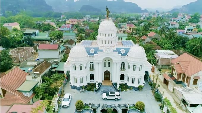 Choang ngop dinh thu tram ty dat vang cua dai gia xu Thanh-Hinh-3