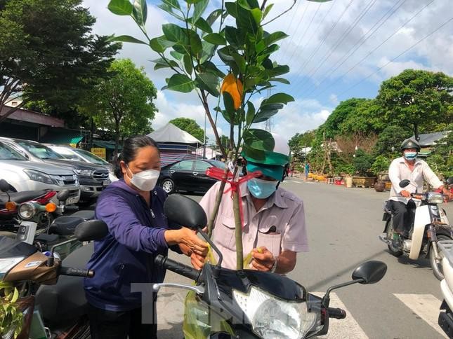 Chanh leo ngot ca tram nghin dong/kg van chay hang-Hinh-3