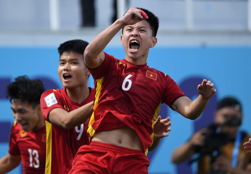 Soi kien truc san van dong dien ra tran U23 Viet Nam - U23 Malaysia