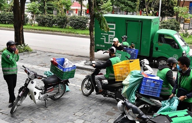 Gia xang tang ky luc, nguoi tieu dung loay hoay tim cach ung pho-Hinh-2