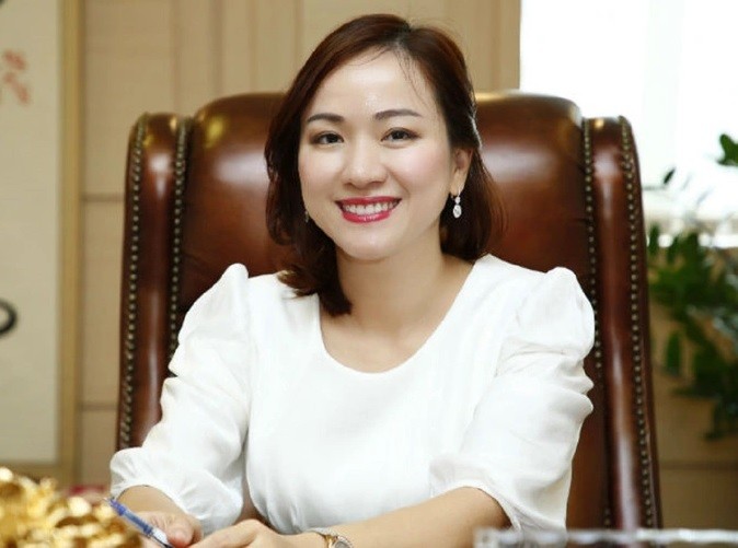 Con gai ba Nguyen Thi Nga roi ghe Tong giam doc SeABank