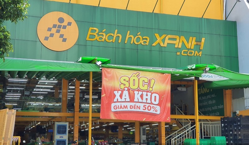 The Gioi Di Dong lam an sao truoc khi “khai tu” loat cua hang Bach Hoa Xanh?