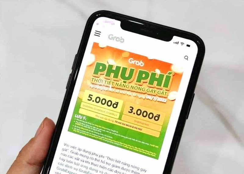 Buc xuc thu phu phi nang nong: Grab chua bao cao, xin lui thoi han