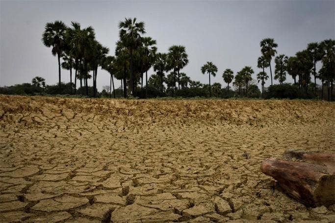 Myanmar: Tu vua lua mau mo den nhung ngoi lang vang nguoi tre tuoi-Hinh-2