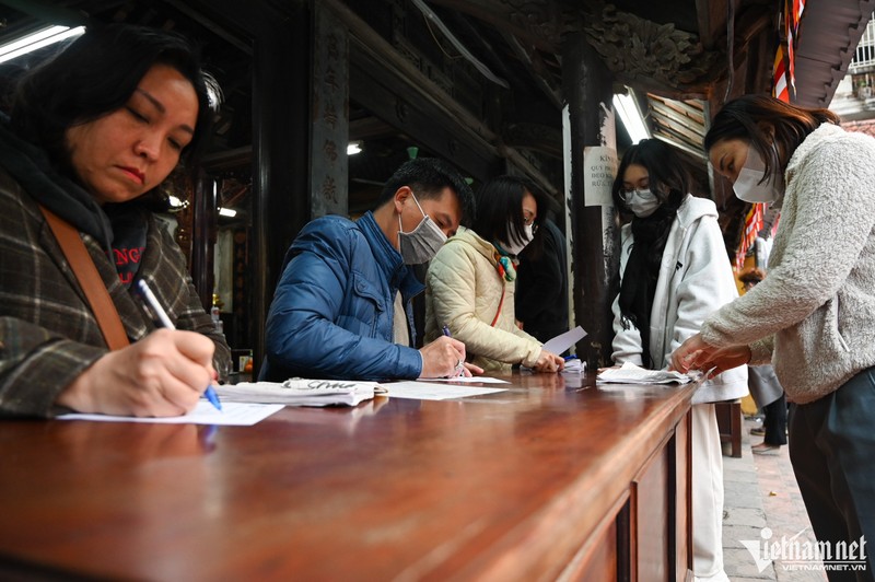 Ngoi ngoai troi lanh 14 do C de su thay giai han sao La Hau