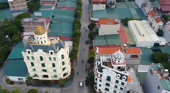 Ben trong ngoi lang “chop mat” la thay dinh thu o Ha Noi-Hinh-6